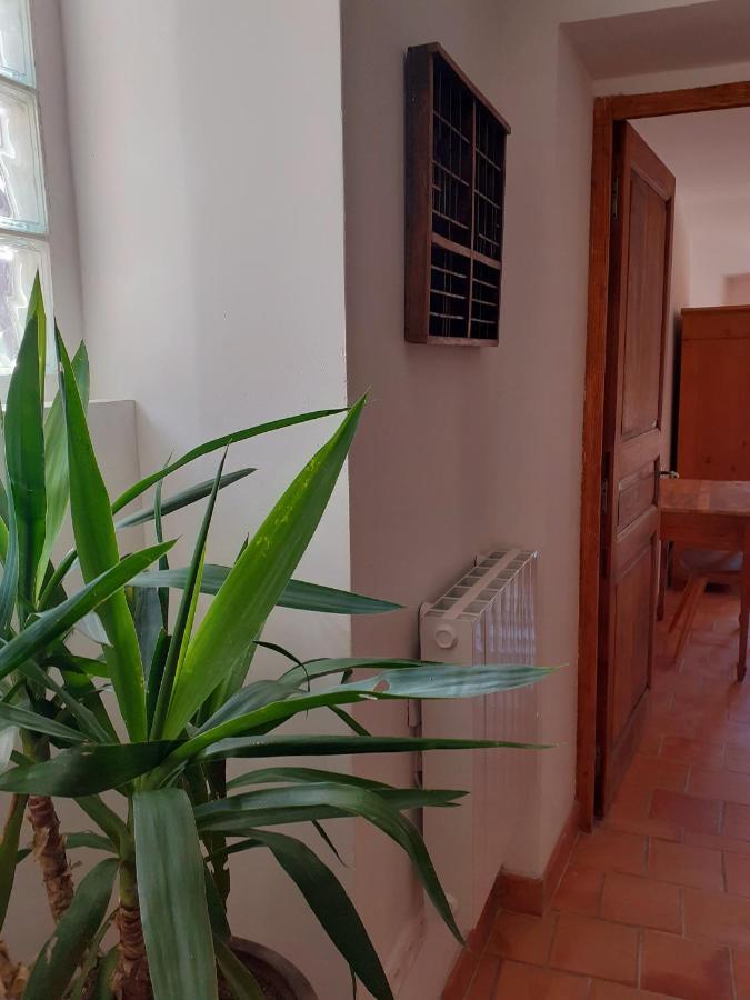 Gite Des Tineries Villa Lagrasse Eksteriør bilde